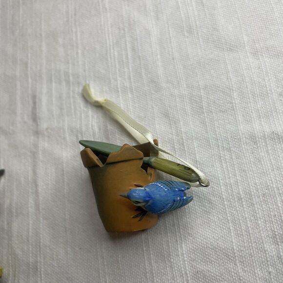 2 Hallmark Marjolein Bastin Ornaments Robin & Blue Jay Natures Sketchbook New - Picture 6 of 7